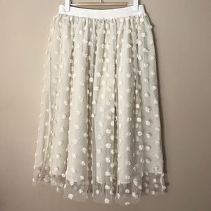 Reveuse Ivory Tulle Skirt With Flowers